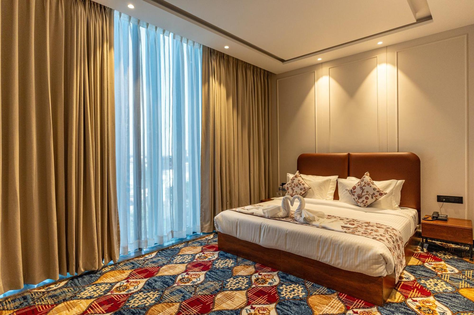 City Klyde Inn อัมริตสา ภายนอก รูปภาพ